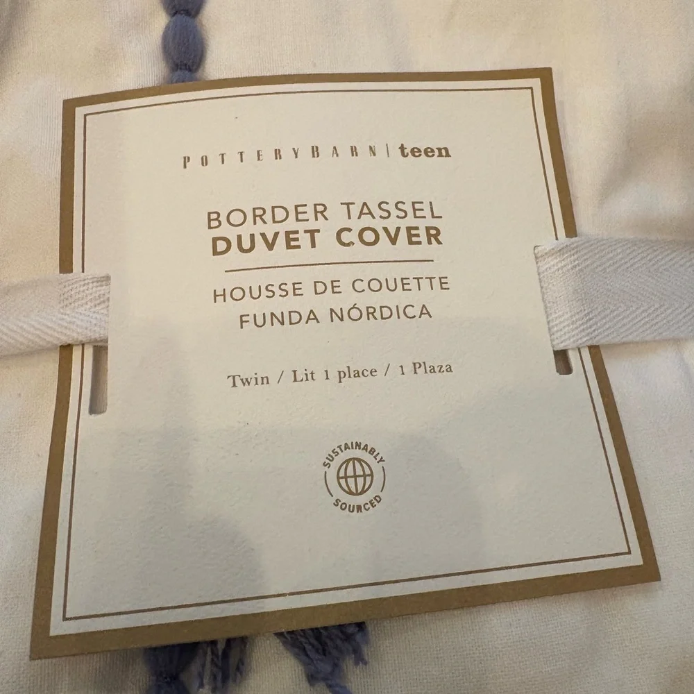 NWT Pottery Barn Teen Border Tassel Duvet‎ Cover Twin